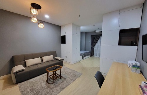 Kampar Apartamento | NICE and COZY studio apartment with gym and pool.