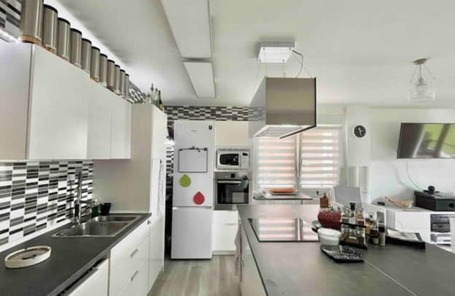 Laredo Apartamento | Bonito y acogedor con Alexa