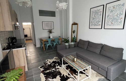 Bellas Vistas Apartamento | Bonito y amplio apartamento en Madrid