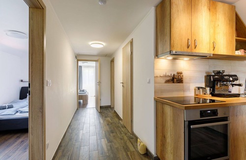 Balatonszemes Apartamento | Acogedor apartamento para 6 personas con WIFI, A/C, TV y balcón