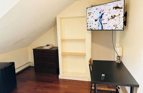 Providence Apartamento | Nice apartment near Whole Foods, Brown University, Miriam Hospital, Downtown