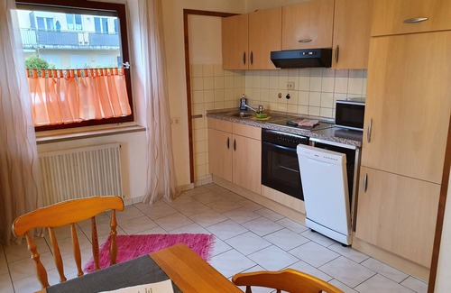 Diedorf Markt Apartamento | Bonito apartamento grande 85 m², 1er Piso, para 6 personas, 3 habitaciones