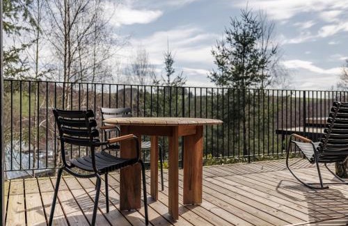 Neufchateau Casa | Nice lodge with a view on a natural resort