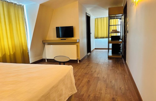 Atasehir Hotel | NICE ROYAL CITY