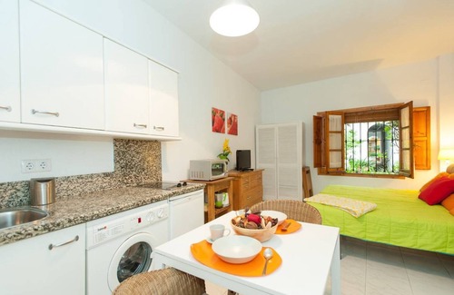 San Lorenzo Apartamento | Alegre estudio situado en el centro de la ciudad