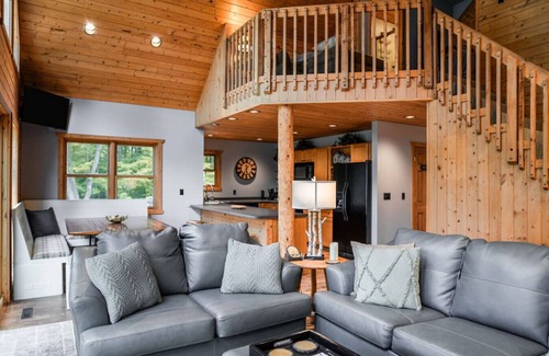 Birchwood Cabina | Nick Lake Lodge at Schliesmann Estates