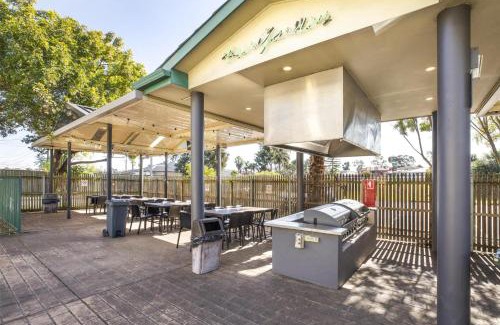 Mt Pritchard Hotel | Nightcap at Pritchards Hotel