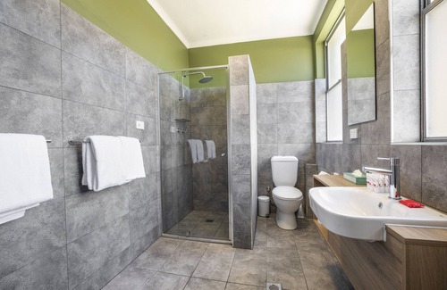 Mt Pritchard Hotel | Nightcap at Pritchards Hotel