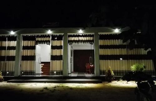 Mallawapitiya Hotel | Nightingale Inn