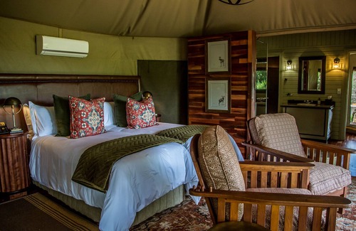Badplaas Cabina | Nkomazi Game Reserve by NEWMARK