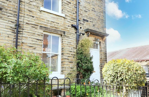 Haworth Cabaña | NO 19, HAWORTH, with a garden in Haworth