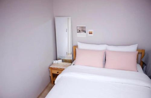 Beon 1-dong Apartamento | No 44525ㅣprivateㅣWiFiㅣcozyㅣcomfyㅣ3min Suyu Stn