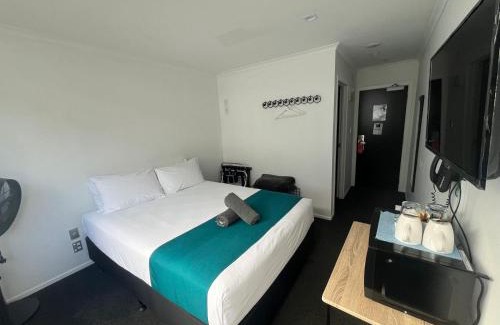 Epsom Hotel | No. 9 Hotel