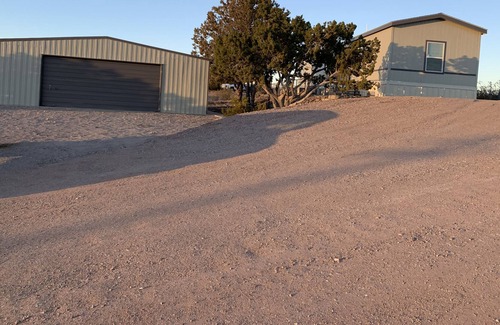 Truth or Consequences Casa | Lake Shore Vacation Rental