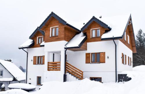 Ustrzyki Dolne Casa | Noclegi Ostoja Gromadzyń