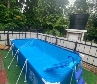 Kampung Sungai Raga Chalet De Esquí | Noor Muhammad Roomstay