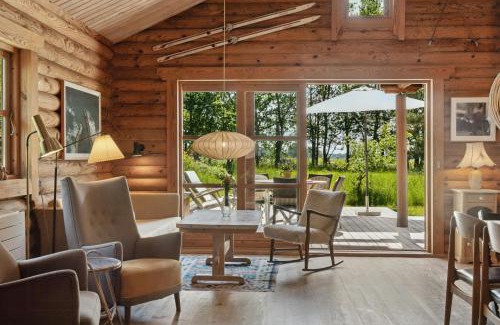 Øster Melholt Casa | Nordic Log Cabin With Views Over The Fields