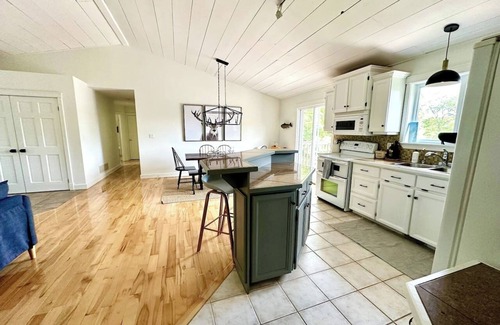 Grey Highlands Cabaña | Nordic Nook: Family Retreat with Salt Pool