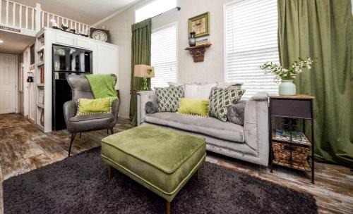 Murphy Casa | North Carolina Tiny House for Mountain Glamping near Murphy