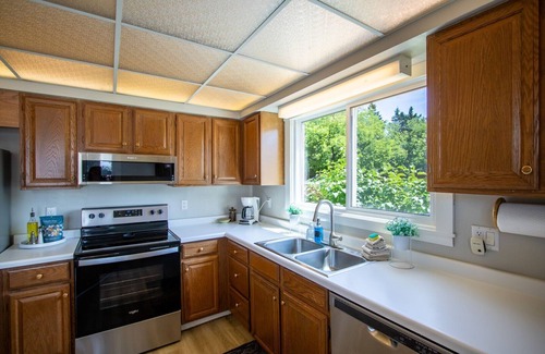 St. Louis County Casa | North Coast Beach Access Cottage | Near Canal Park