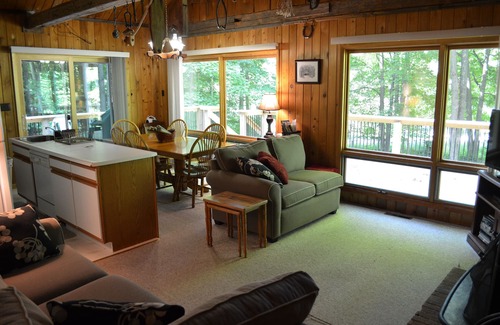 Harbor Springs Chalet De Esquí | Northern Michigan Getaway: Gran ubicación para vacaciones al aire libre!