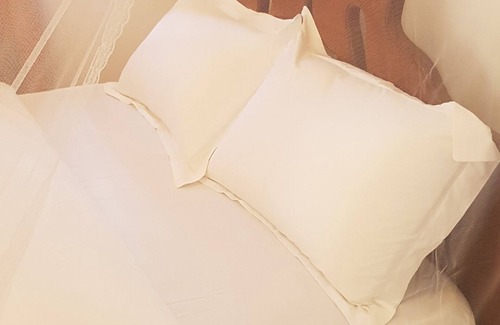 Gulu Cama Y Desayuno | Northern Pearl Limited