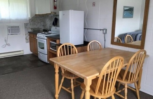 Vermilion Bay Hotel | NORTHSIDE MOTEL