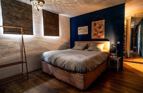 Stadionbuurt Villa | NOVA Houseboat DELUXE Free Bikes