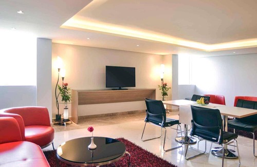 An-Nuzhah Hotel | Novotel Cairo Airport