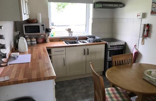 Scurlage Chalet De Esquí | Number 43 The Gower Holiday Village