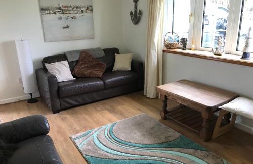 Scurlage Chalet De Esquí | Number 43 The Gower Holiday Village