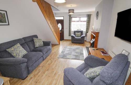 Larne Cabaña | NUMBER 5, family friendly, with a garden in Larne
