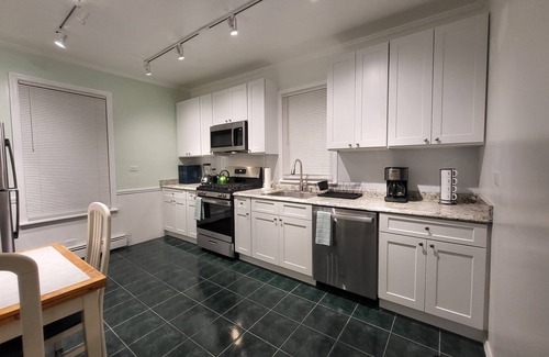 North Side Apartamento | NYC in Min. Modern Apt. 4 Bedrooms