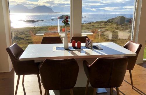 Oksnes Villa | Nyksund, Huset på Skåltofta