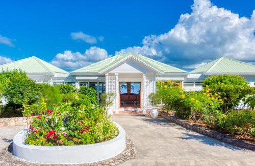 Les Terres Basses Villa | O SUN