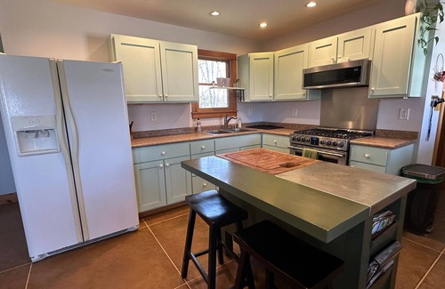 Decorah Casa | Oak Hill Retreat