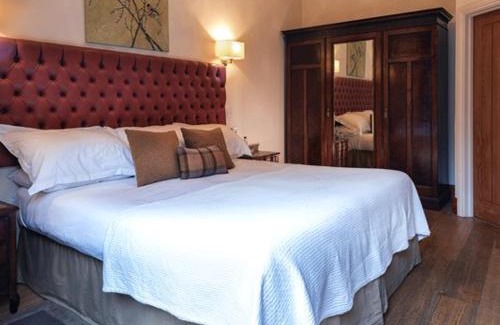 Scawton Hotel | Oak Tree Inn