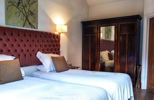 Scawton Hotel | Oak Tree Inn