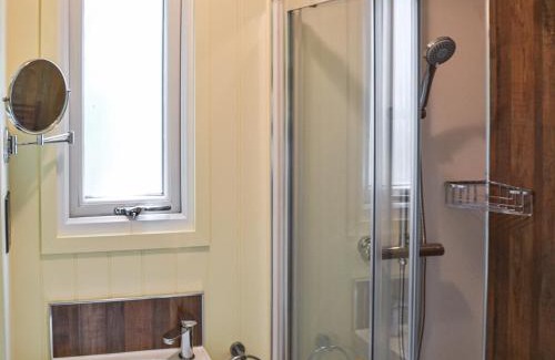 Irstead Casa | Oak - Ukc4846