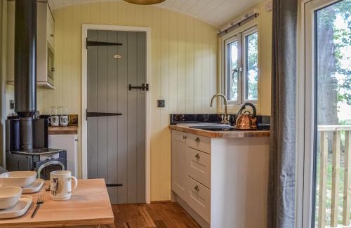 Irstead Casa | Oak - Ukc4846