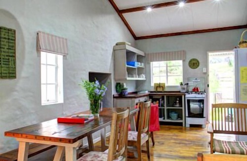 Wilderness Cabaña | Oakhurst Farm Cottages