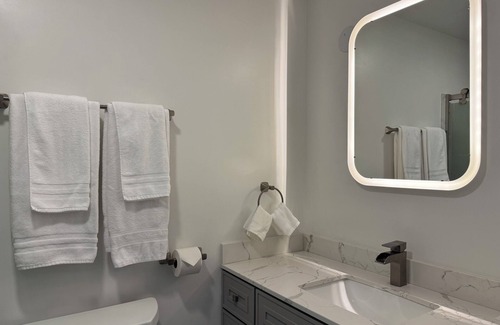 Downtown Oakland Hotel | Oaktown Roost