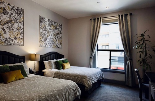 Downtown Oakland Hotel | Oaktown Roost