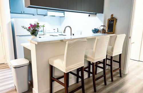 Park Estates Apartamento | Oasis on PCH - Walk to VA Hospital or CSULB in Long Beach!