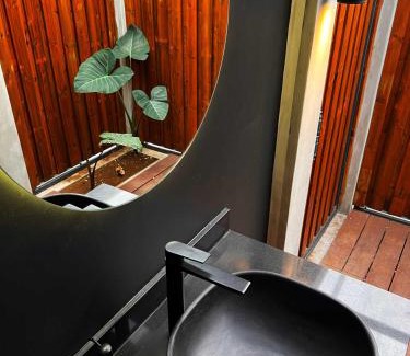 Pereybere Hotel | OBOĒ Gardenstē