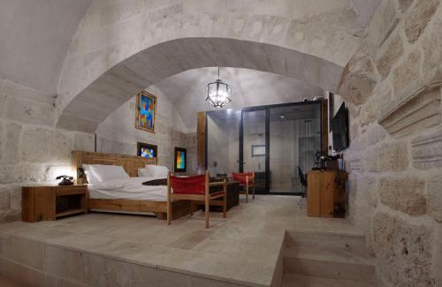 Karatay Hotel | Obruk Kervansaray Museum Hotel