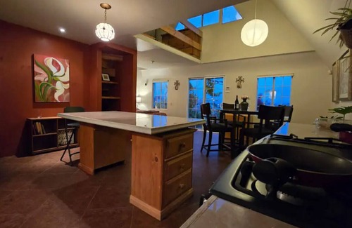 Ensenada Chalet De Esquí | Océano Chalet. La Terraza Vista al Mar Cerca la Ciudad y Ruta del vino Tranquilo