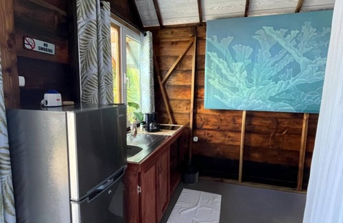 Fitii Casa | Ocean Beach Front Bungalow