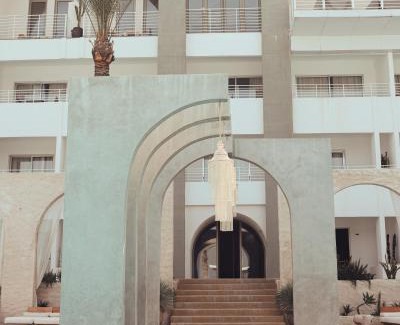 Mastita Complejo | OCEAN BLUE HOTEL & RESORT -Jbeil