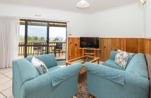 Burnt Pine Apartamento | Ocean Breeze Cottages